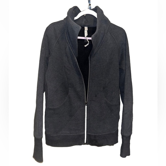 Lululemon jacket size 8 excellent condition - Picture 2 of 7